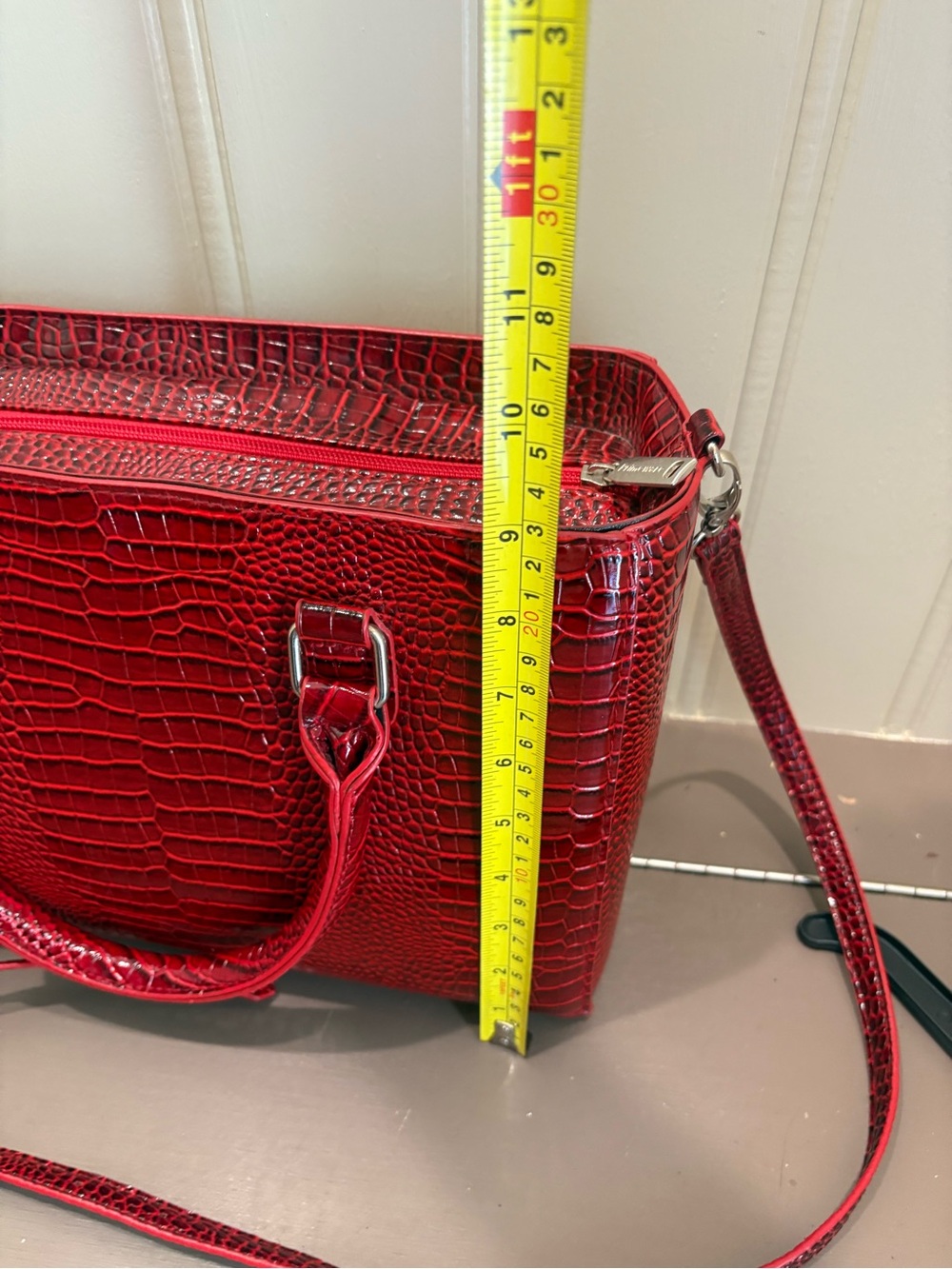 Croc-Embossed Red Shoulder Bag with Adjustable Strap - Picture 7 of 7
